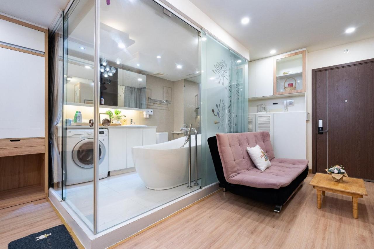 Chill 1br Lexington With Bathtub Near Estella, D2 Apartamento